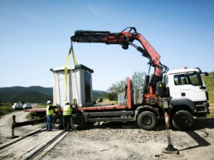 Colocación de centro de transformación de 10 tn